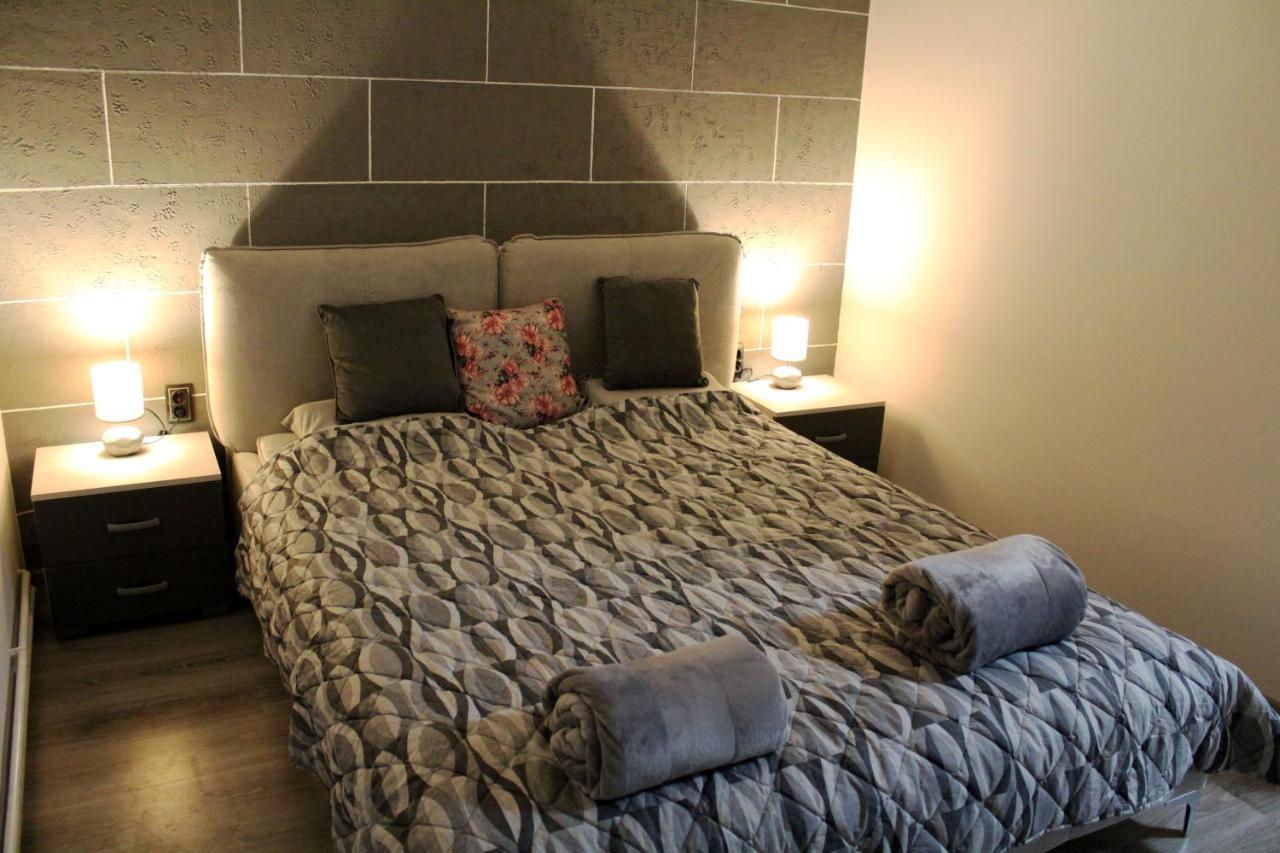 Epi Lux House *