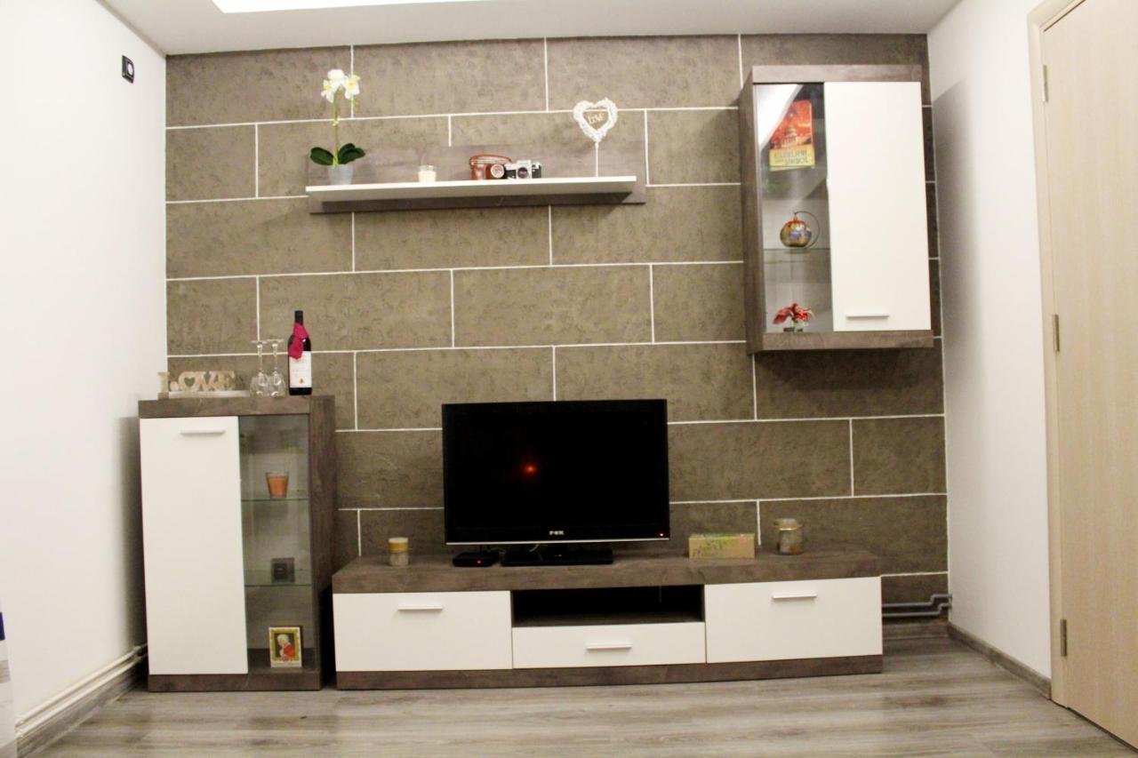 Epi Lux House * Zemun